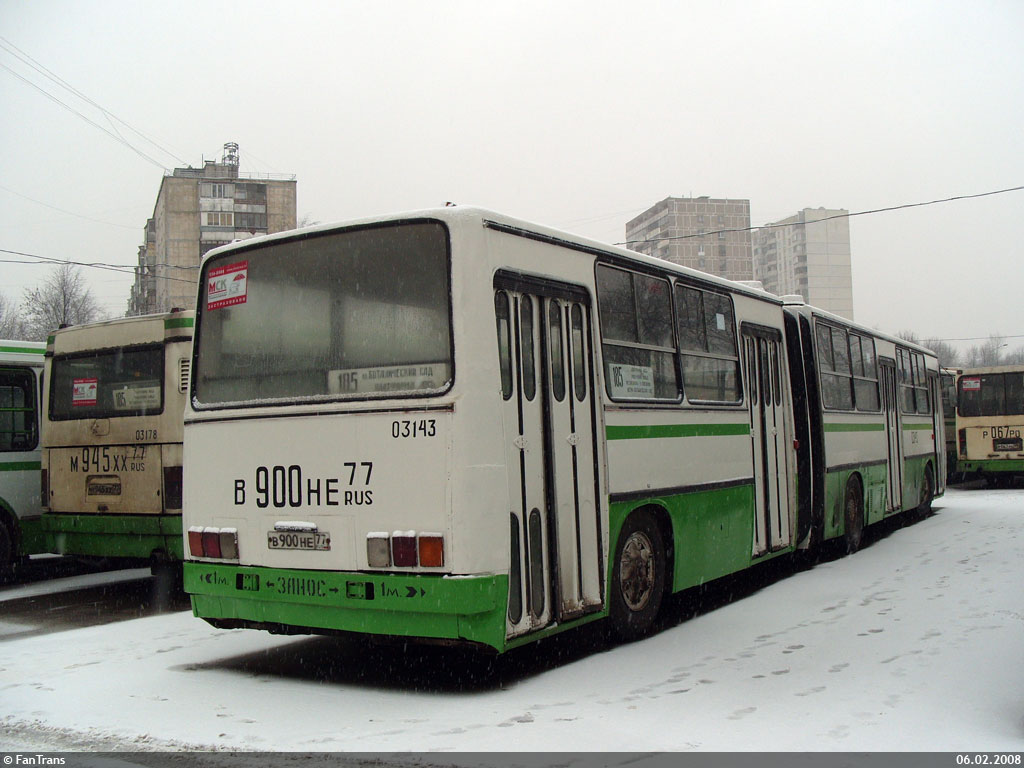 Moskau, Ikarus 280.33 Nr. 03143; Moskau, LiAZ-5256.25 Nr. 03129