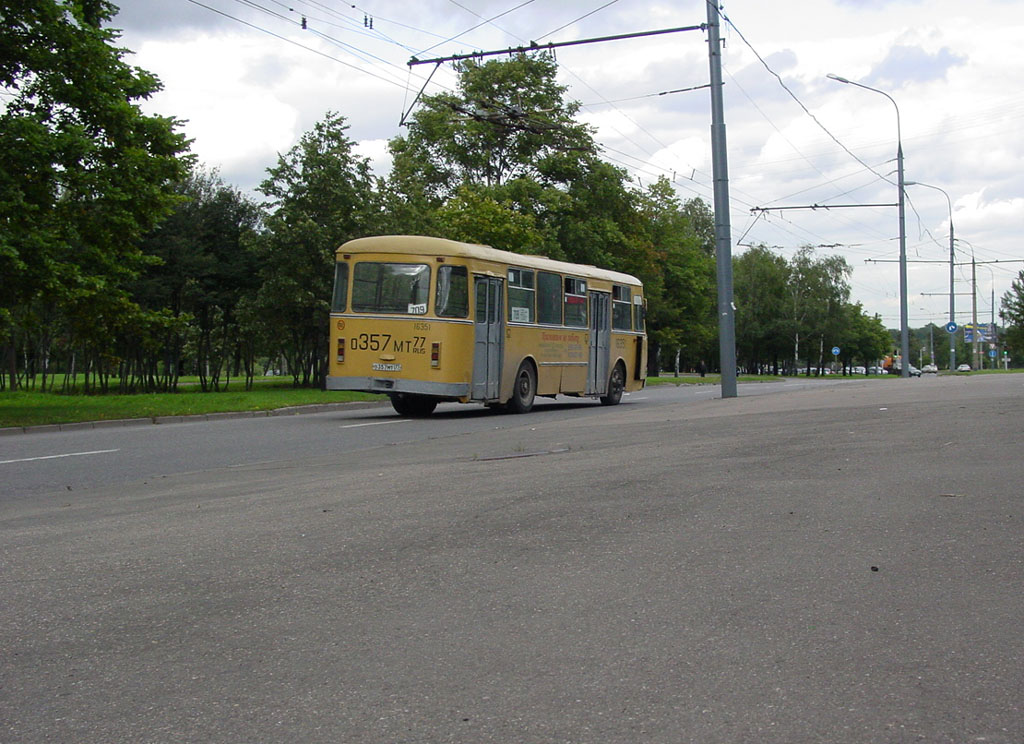 Москва, ЛиАЗ-677М № 16351