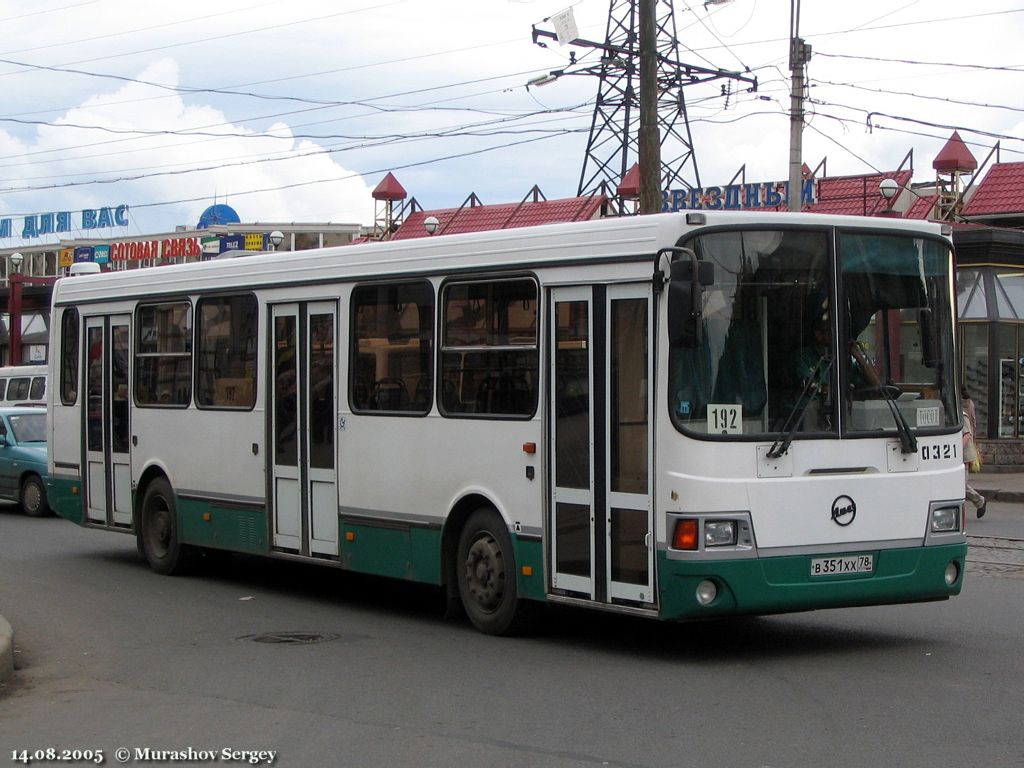 Sankt Petersburg, LiAZ-5256.25 Nr. 0321