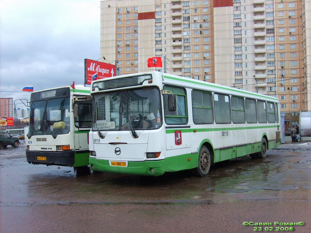 Москва, ЛиАЗ-5256.25 № 08118