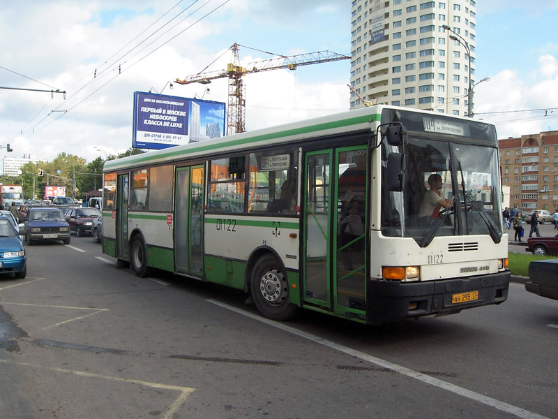 Москва, Ikarus 415.33 № 01122