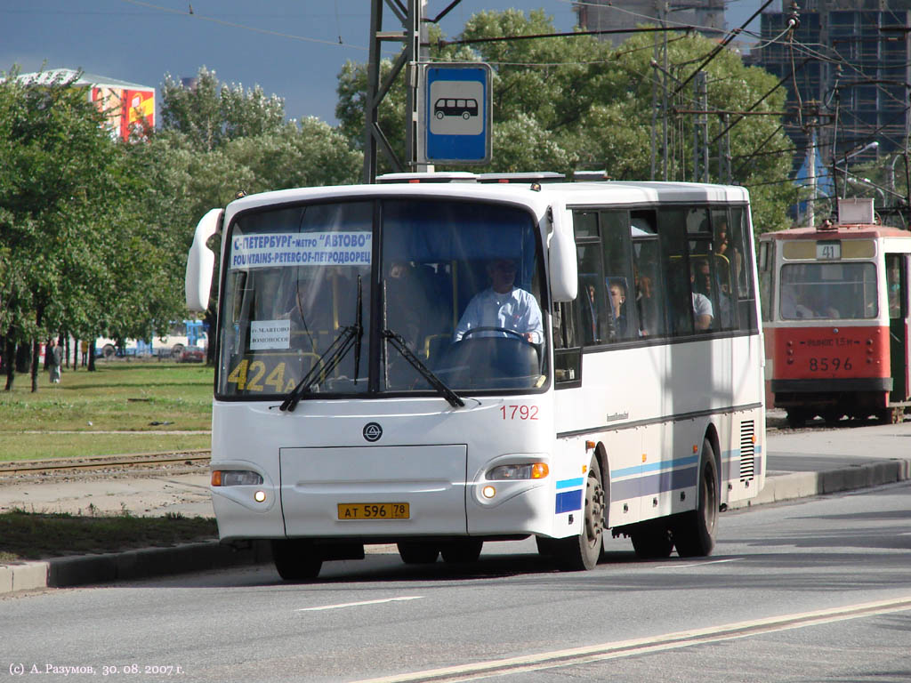 Санкт-Петербург, КАвЗ-4238-00 № 1792