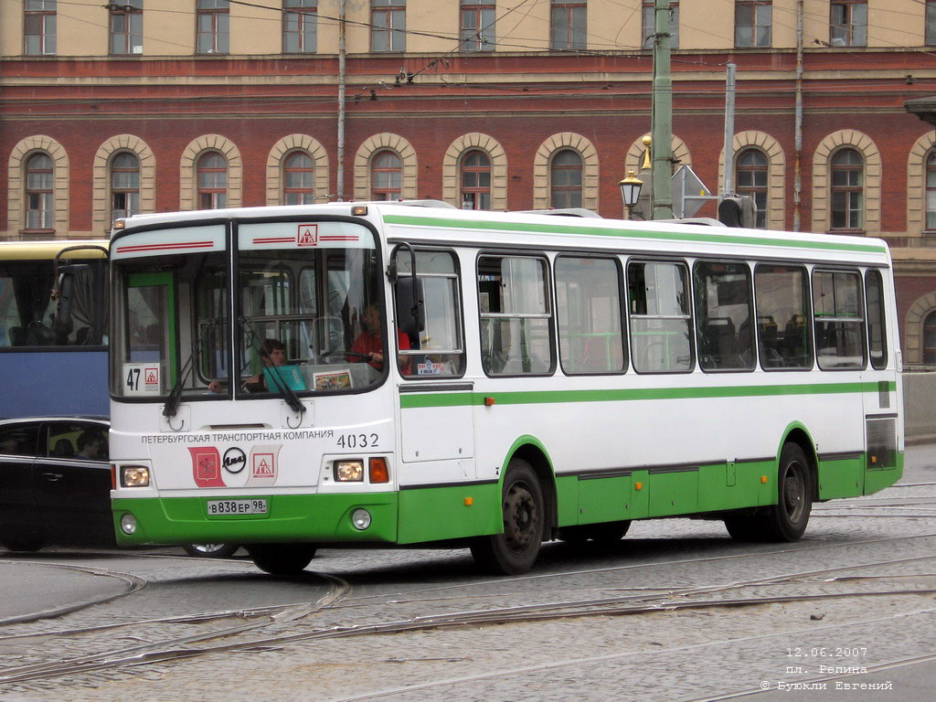 Санкт-Петербург, ЛиАЗ-5256.25 № n032