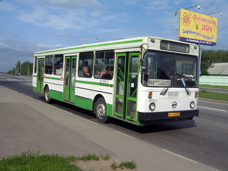 Москва, ЛиАЗ-5256.25 № 18352