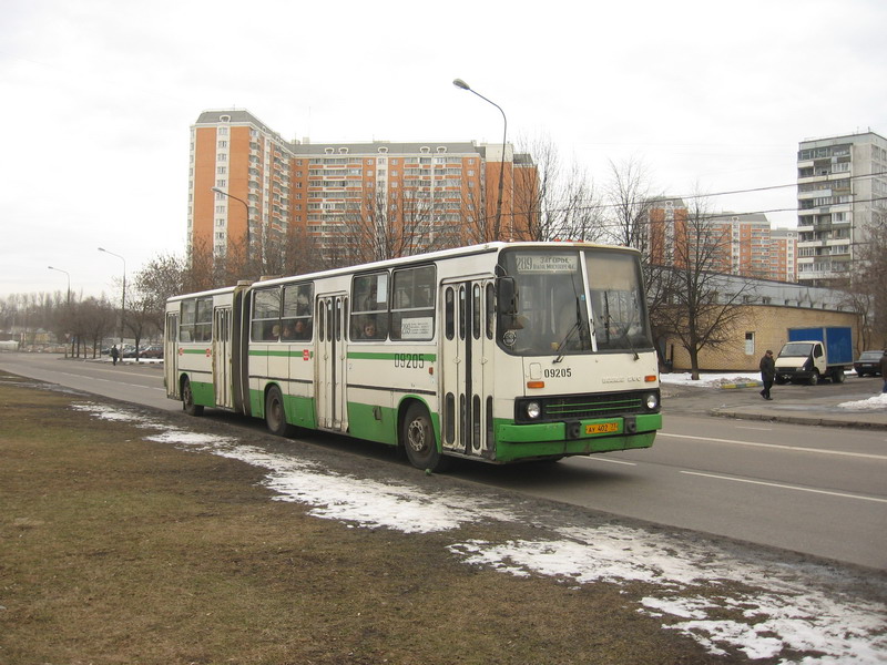 Moskwa, Ikarus 280.33M Nr 09205
