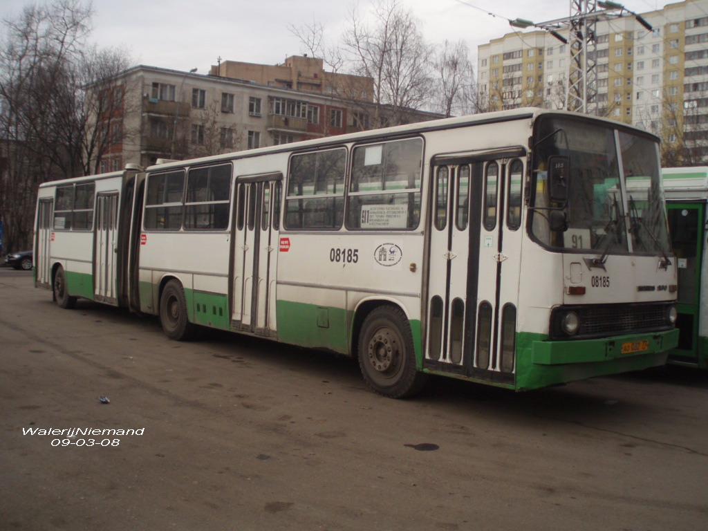Moskwa, Ikarus 280.33M Nr 08185