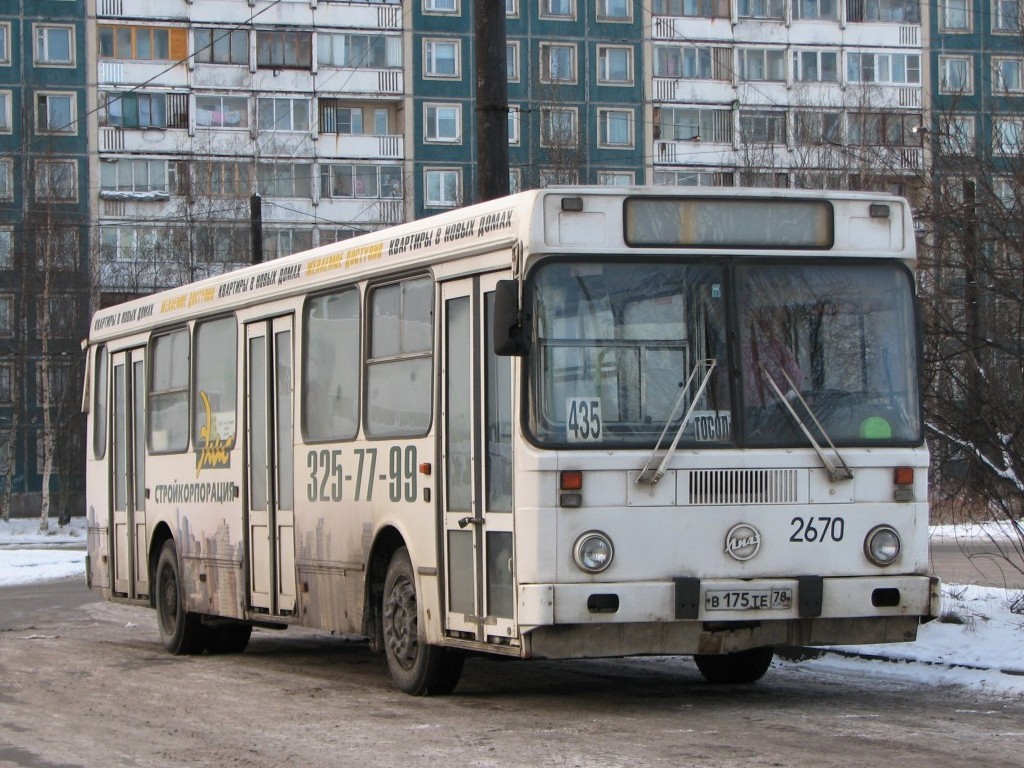 Petrohrad, LiAZ-5256.25 č. 2670
