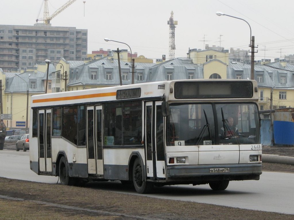 Sankt Petersburg, MAZ-103.040 Nr 2668