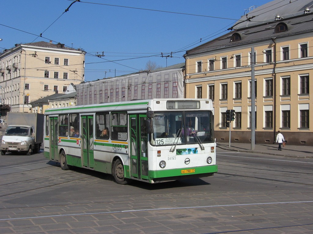 Москва, ЛиАЗ-5256.25 № 04165