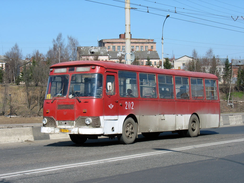 Ярославская область, ЛиАЗ-677М (ВМЗ, Рыбинск) № 202