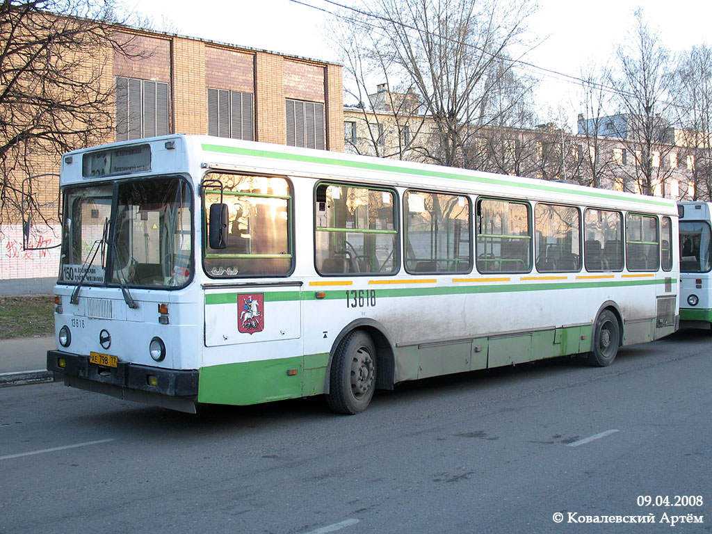 Москва, ЛиАЗ-5256.25 № 13618