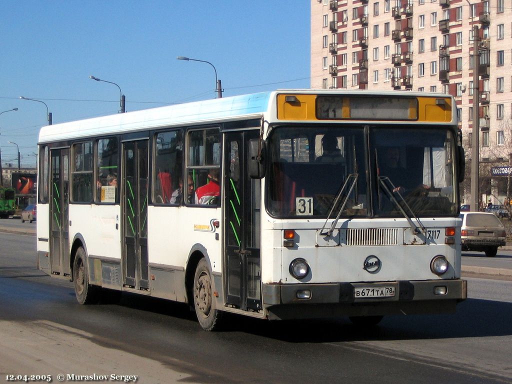 Санкт-Петербург, ЛиАЗ-5256.25 № 7117