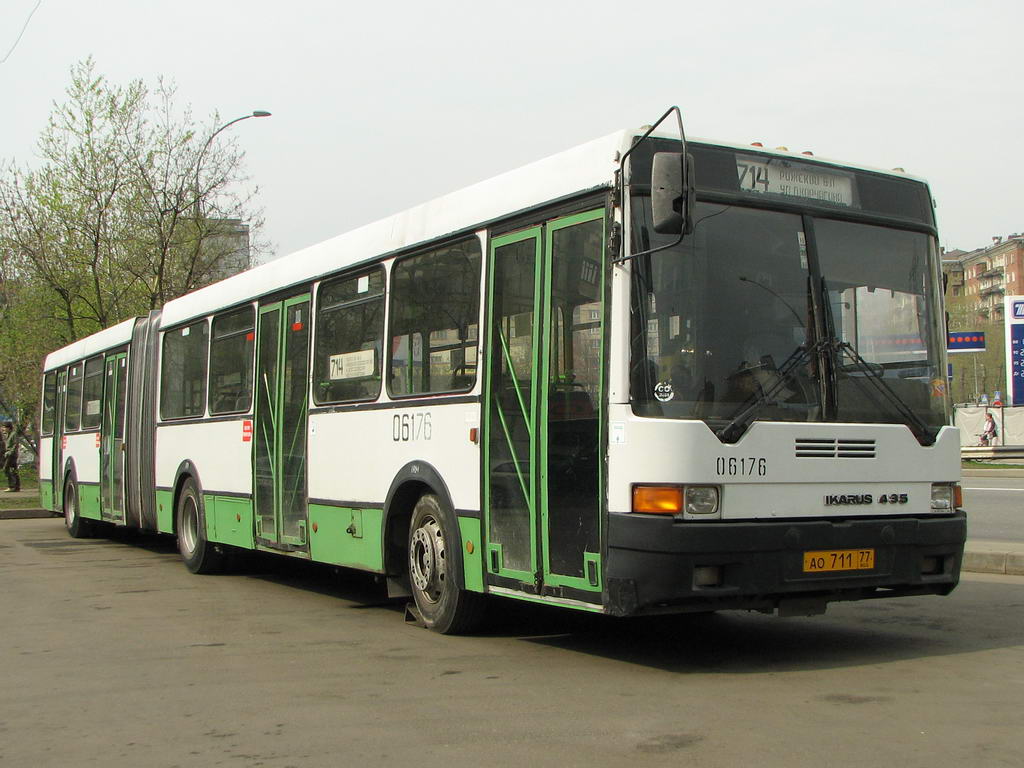 Москва, Ikarus 435.17 № 06176