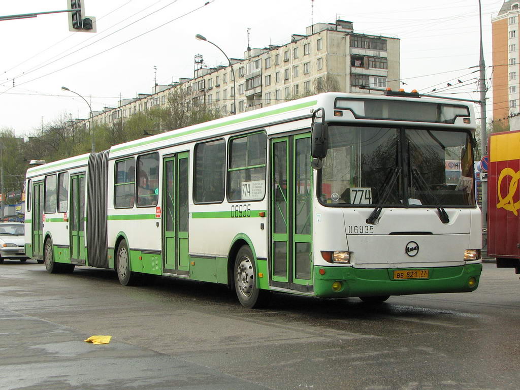 Москва, ЛиАЗ-6212.01 № 06935