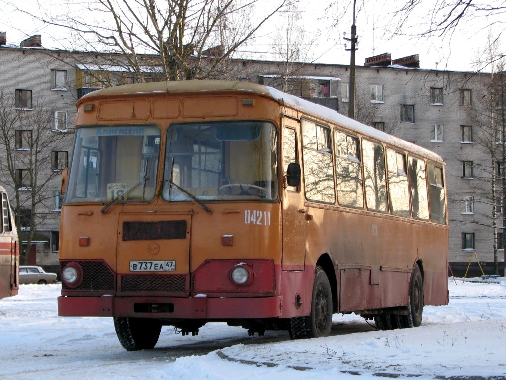 Ленинградская область, ЛиАЗ-677М № 04211