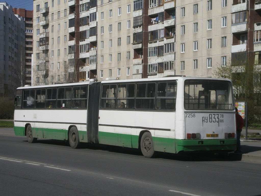 Sankt Peterburgas, Ikarus 280.33O Nr. 7258