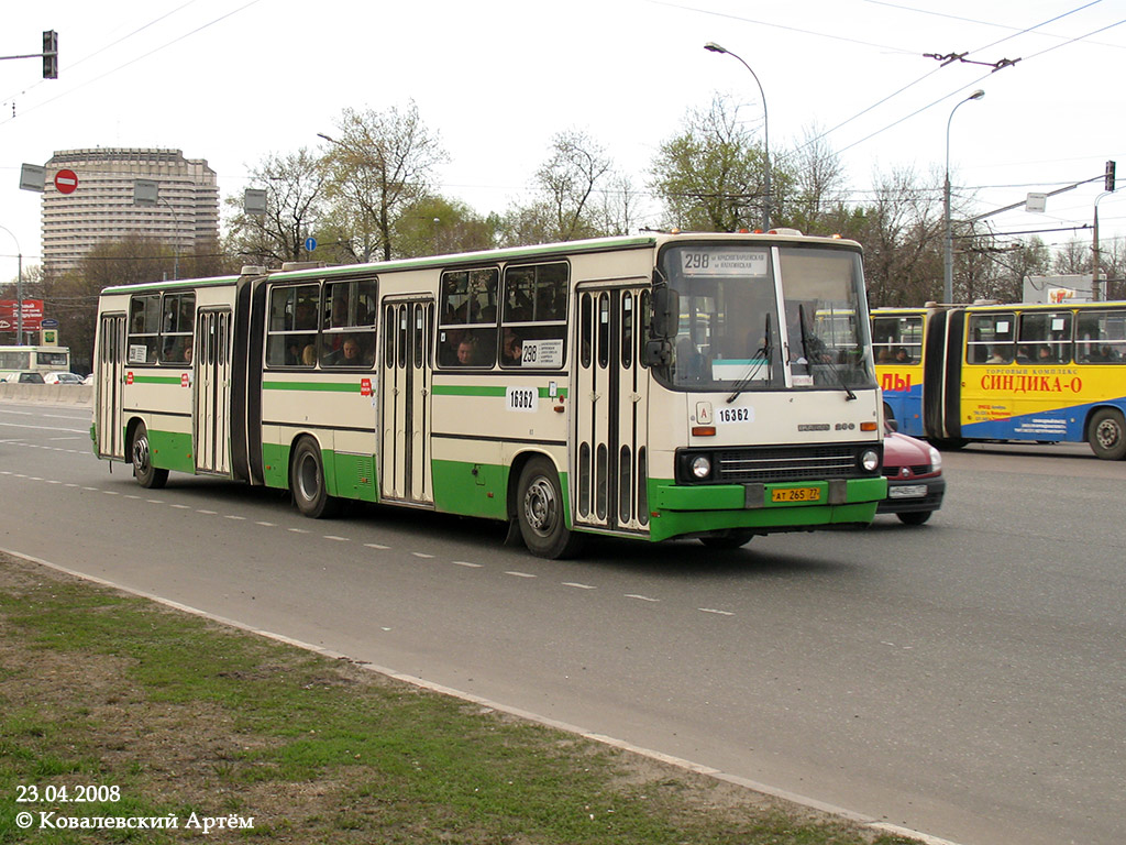Moskva, Ikarus 280.33M č. 16362