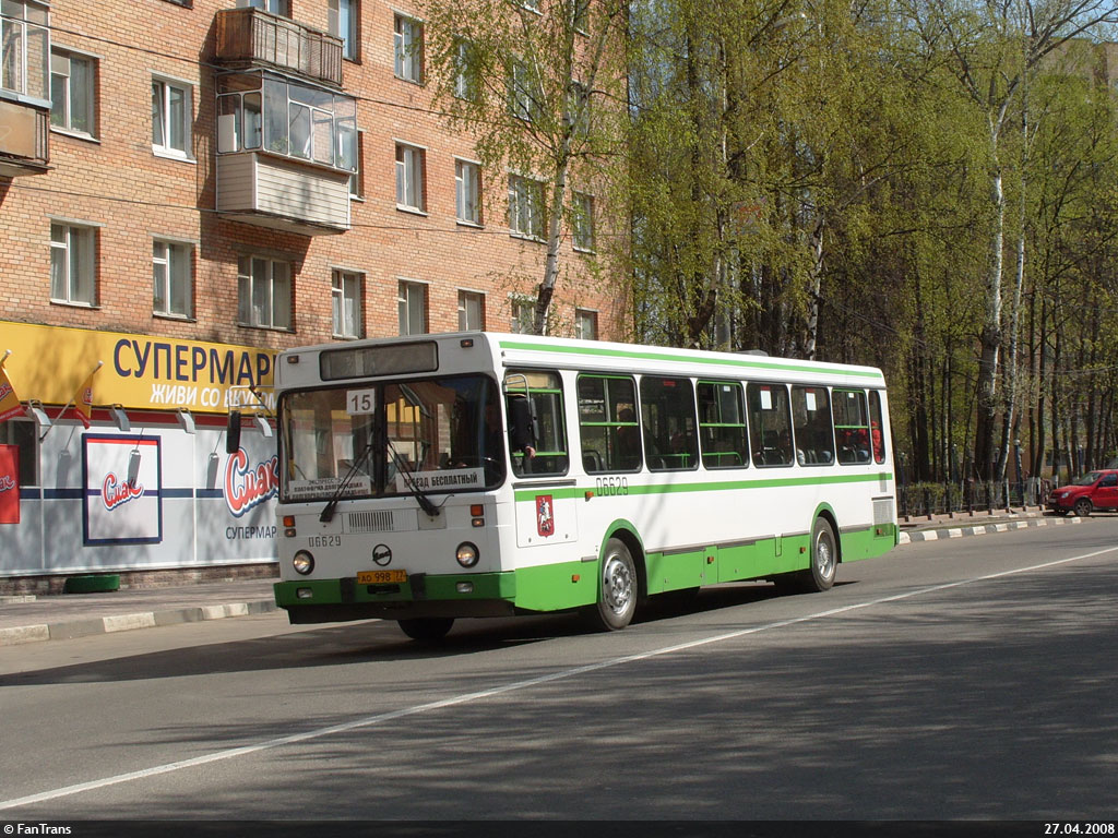 Moskau, LiAZ-5256.25 Nr. 06629