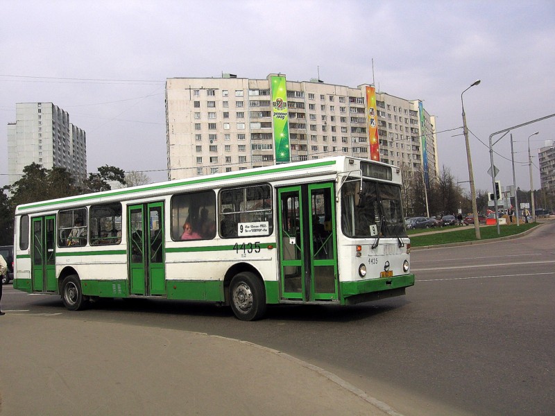 Москва, ЛиАЗ-5256.00 № 4435