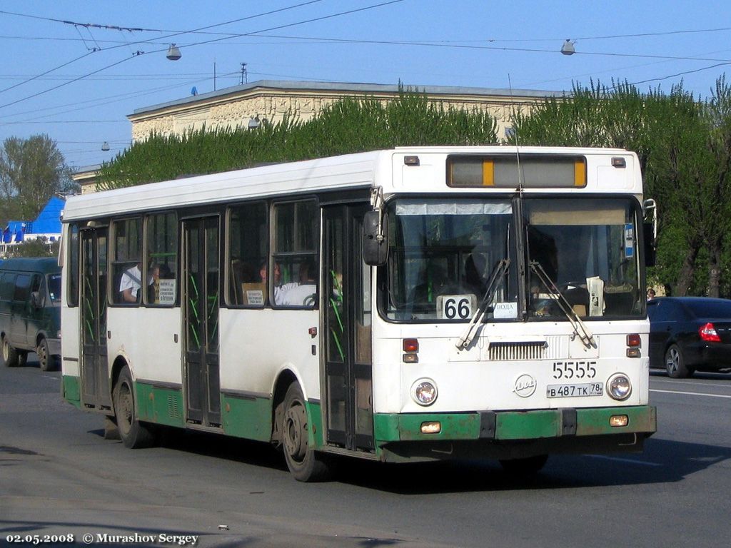 Sankt Peterburgas, LiAZ-5256.25 Nr. 5555