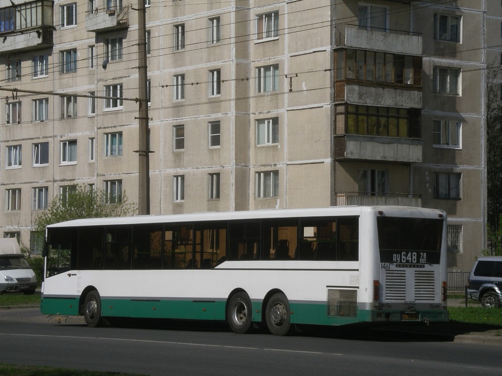 Petrohrad, Volgabus-6270.00 č. 1461