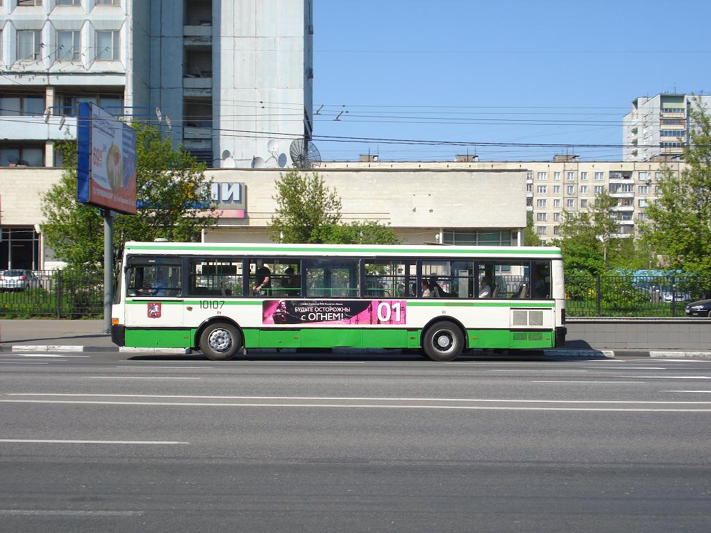 Moscow, Ikarus 415.33 # 10107