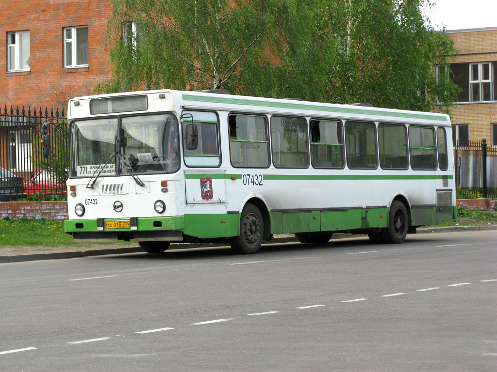 Москва, ЛиАЗ-5256.25 № 07432