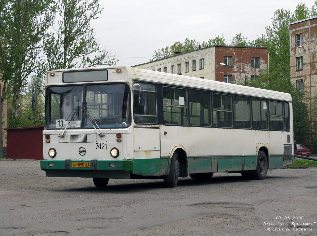 Санкт-Петербург, ЛиАЗ-5256.25 № 7421