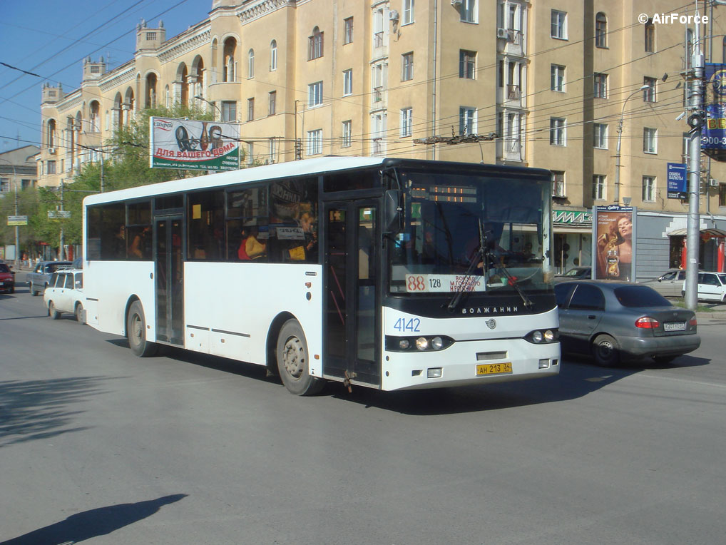 Obwód wołgogradzki, Volzhanin-52701-10-06 Nr 4142