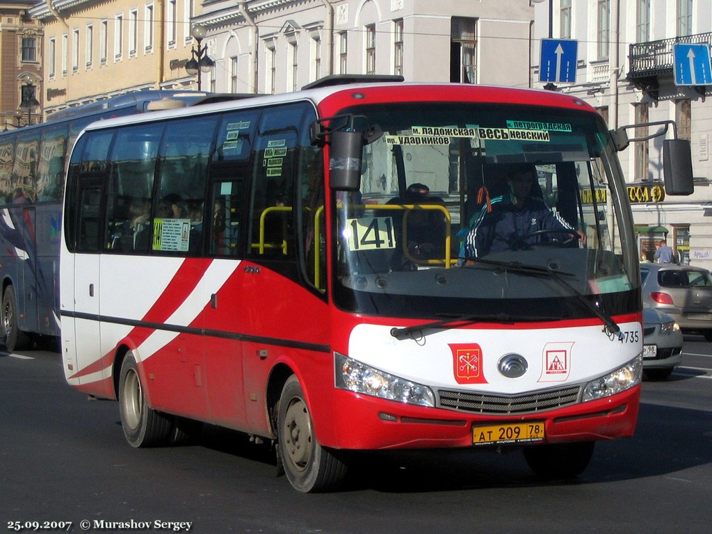 Санкт-Петербург, Yutong ZK6737D № n735