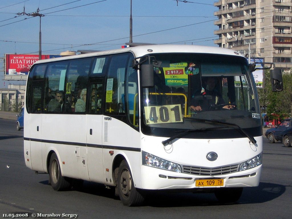 Sankt Petersburg, Yutong ZK6737D Nr. 2182