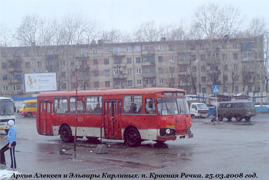 5 автобус березники. ЛИАЗ 677м ТОАЗ. ЛИАЗ-5э-676. Троллейбус ЛИАЗ 677. Автобусы в начале 2000.