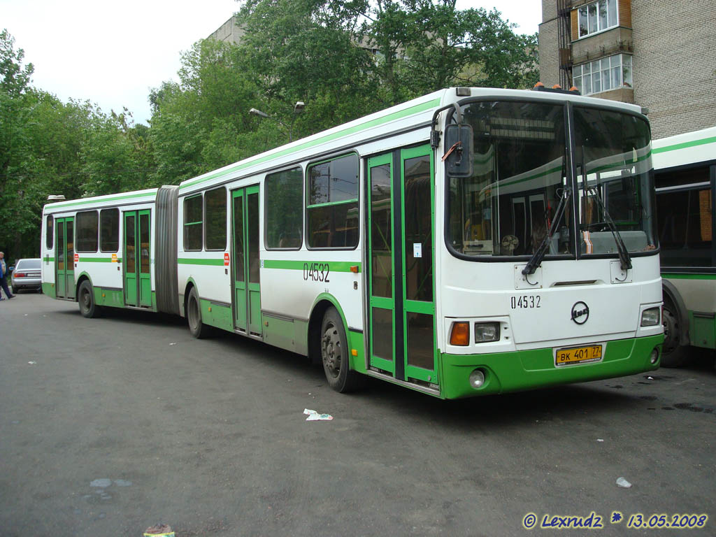 Moskau, LiAZ-6212.01 Nr. 04532