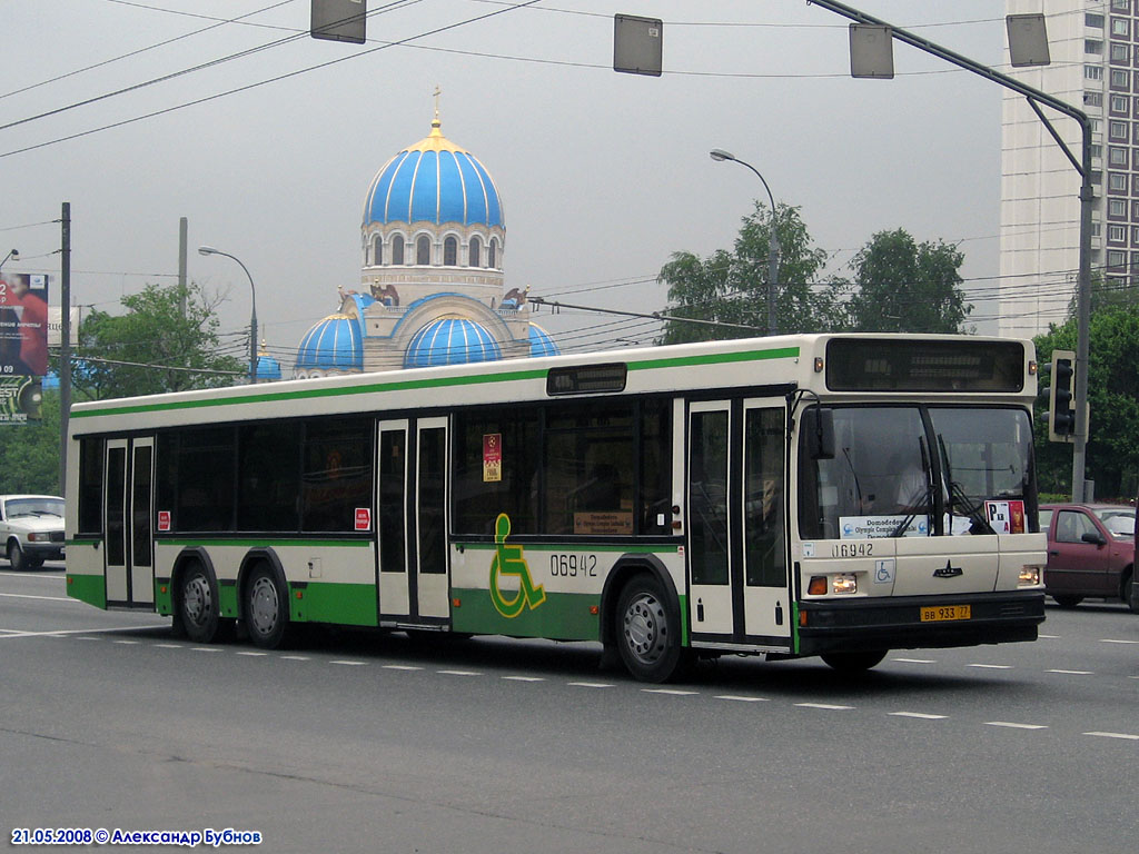 Москва, МАЗ-107.066 № 06942