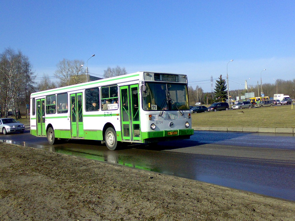 Москва, ЛиАЗ-5256.00 № 6714