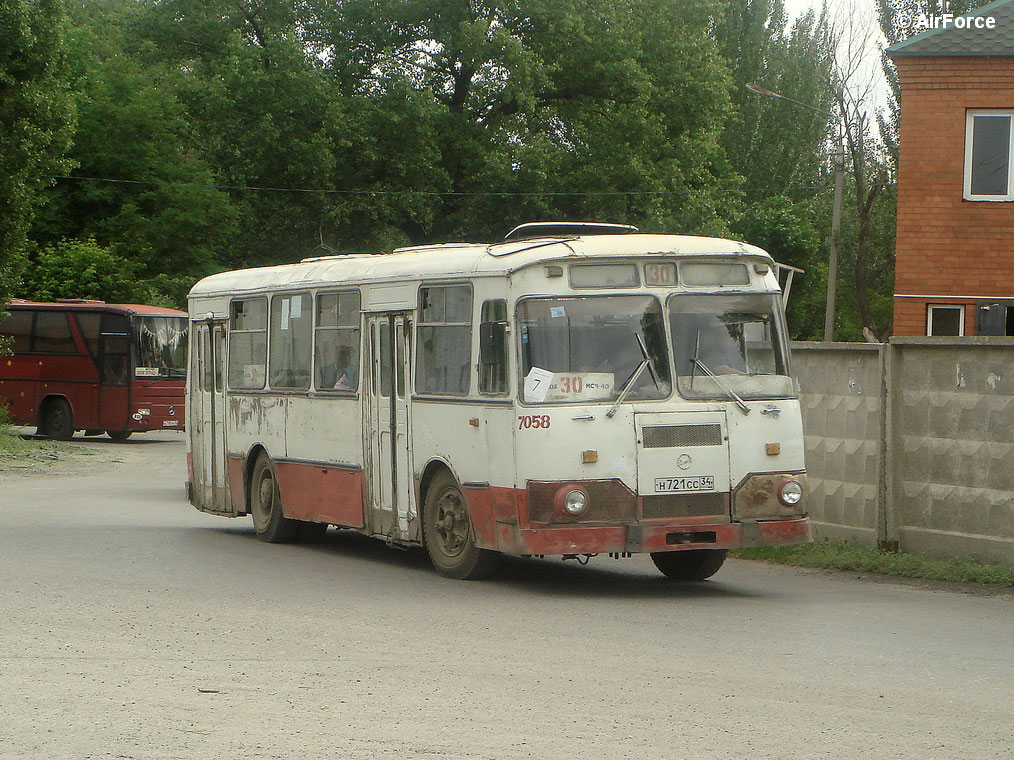 Волгоградская область, ЛиАЗ-677М № 7058