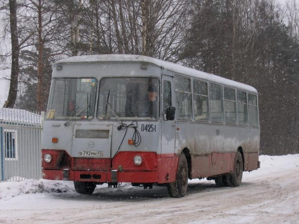 Ленинградская область, ЛиАЗ-677М № 04254