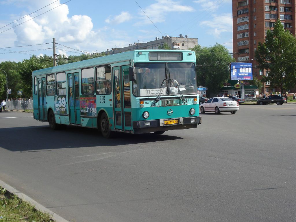 Ярославская область, ЛиАЗ-5256.30 (81 ЦИБ) № 686