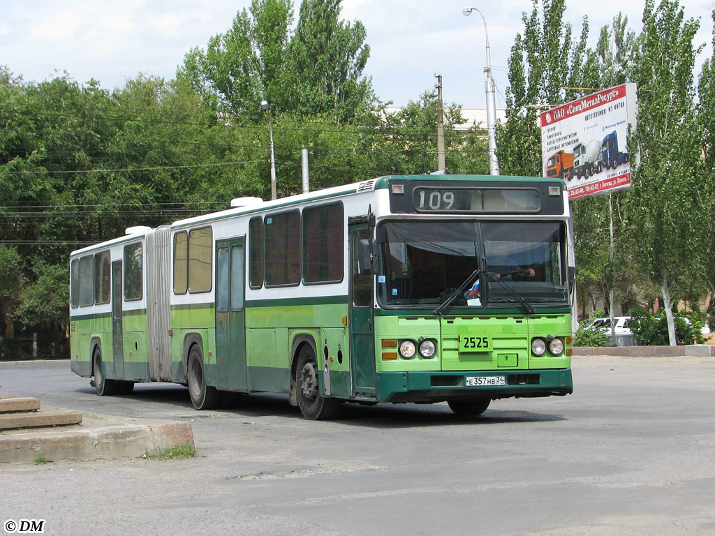 Волгоградская область, Scania CN112AL № 2525