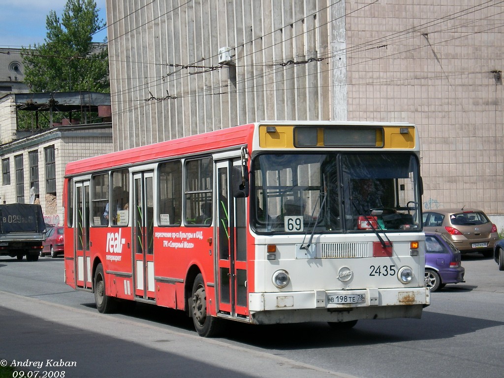 Sanktpēterburga, LiAZ-5256.25 № 2435