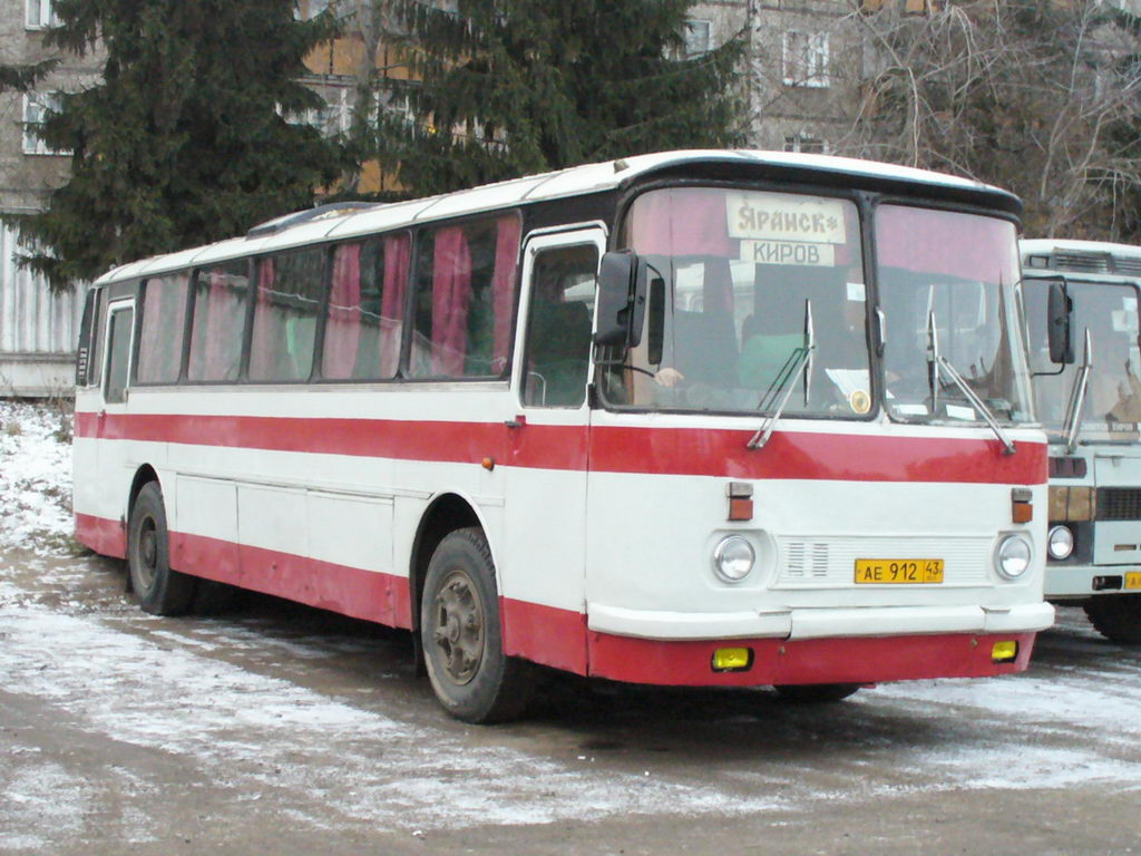 Kirov region, LAZ-699R № АЕ 912 43