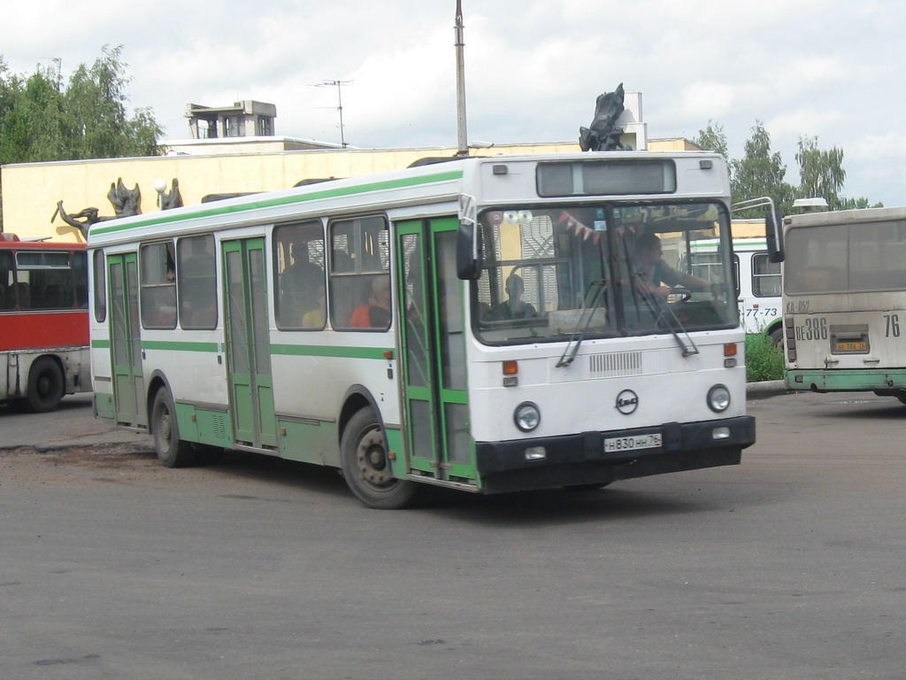 Ярославская область, ЛиАЗ-5256.30 № Н 830 НН 76