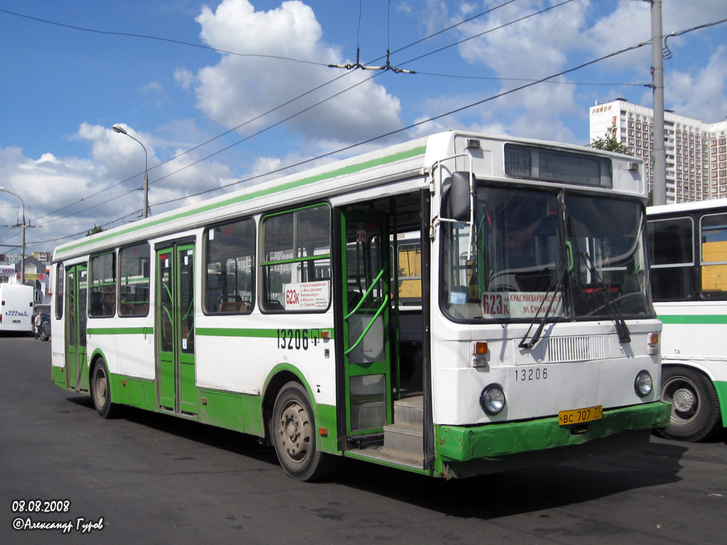 Москва, ЛиАЗ-5256.25 № 13206