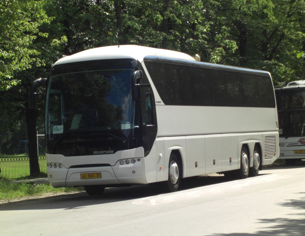 Санкт-Петербург, Neoplan P22 N2216/3SHDL Tourliner SHDL № АС 565 78