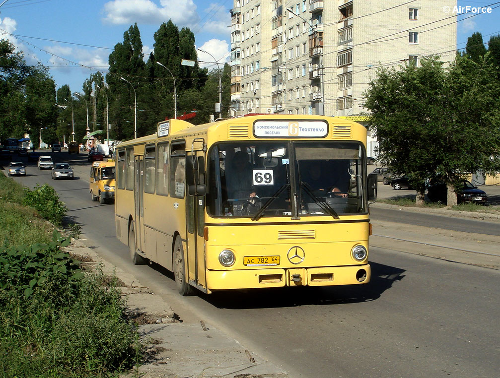 Саратовская область, Mercedes-Benz O305 № АС 782 64