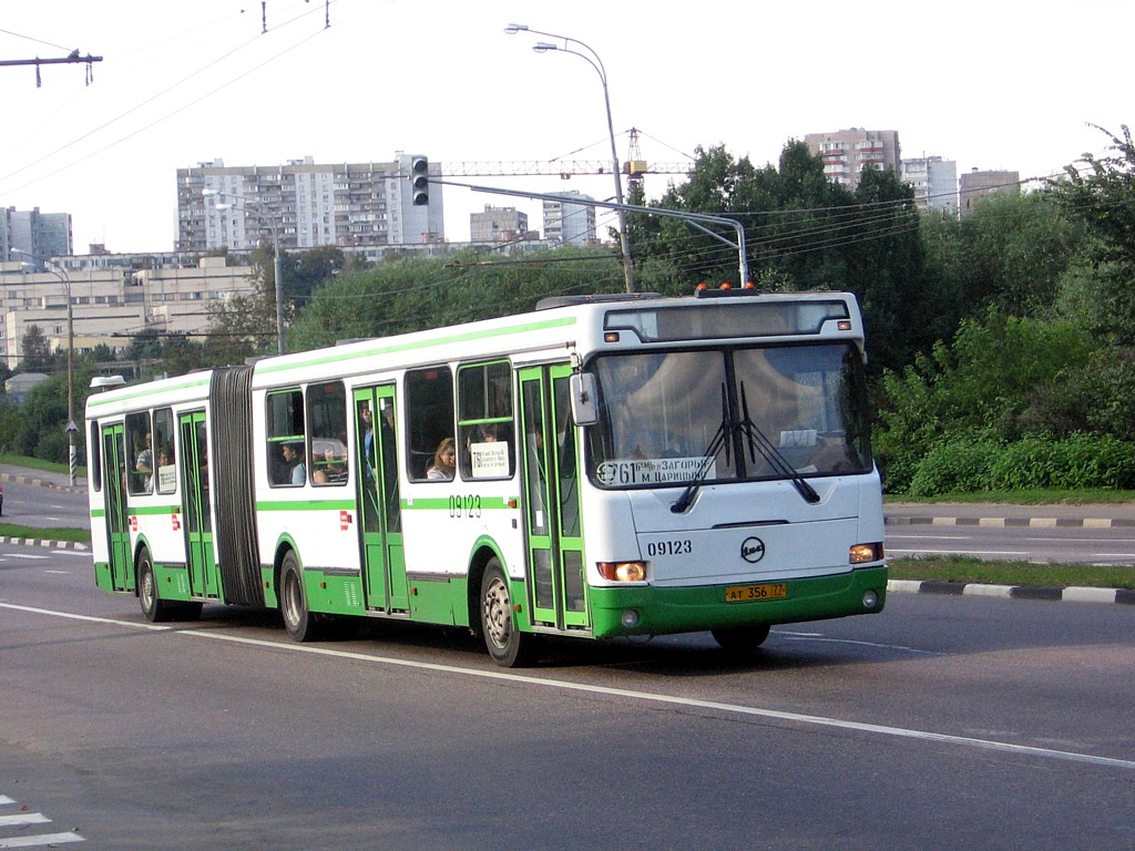 Moskau, LiAZ-6212.01 Nr. 09123