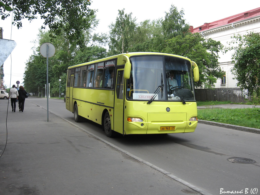 Архангельская область, КАвЗ-4238-00 № 1907