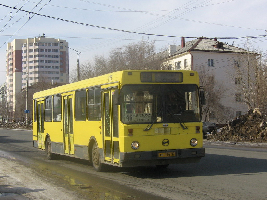 Самарская область, ЛиАЗ-5256.25 № АВ 176 63