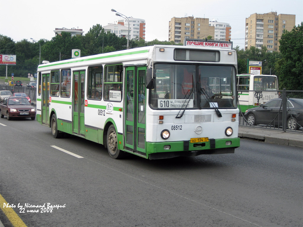 Москва, ЛиАЗ-5256.25 № 08512