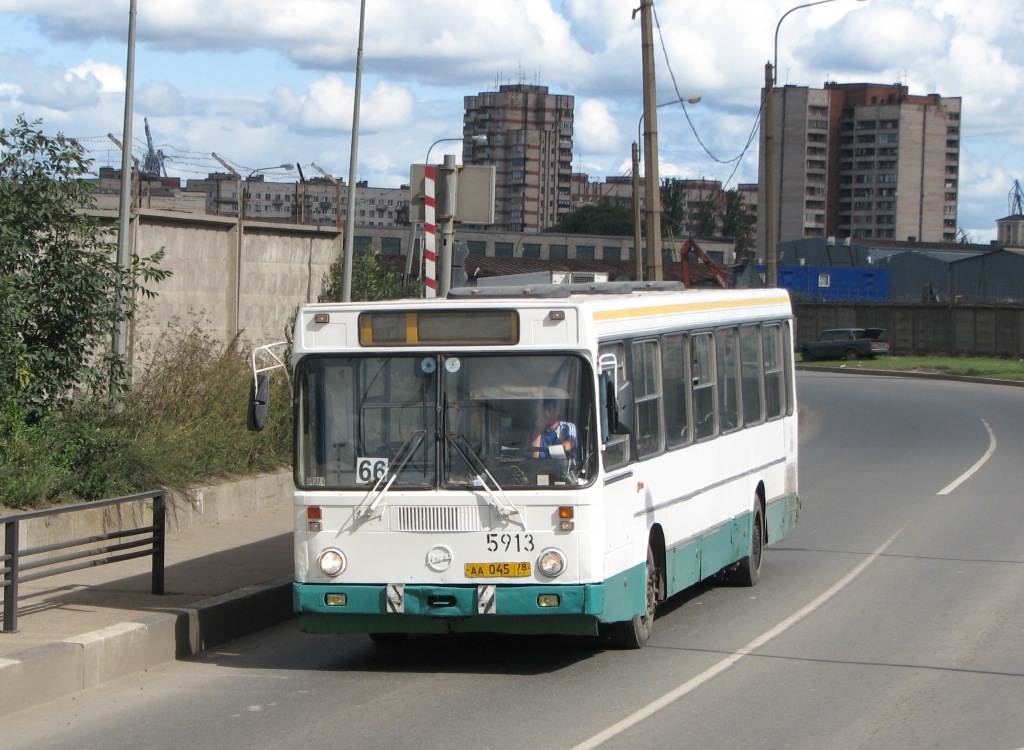 Санкт-Петербург, ЛиАЗ-5256.25 № 5913